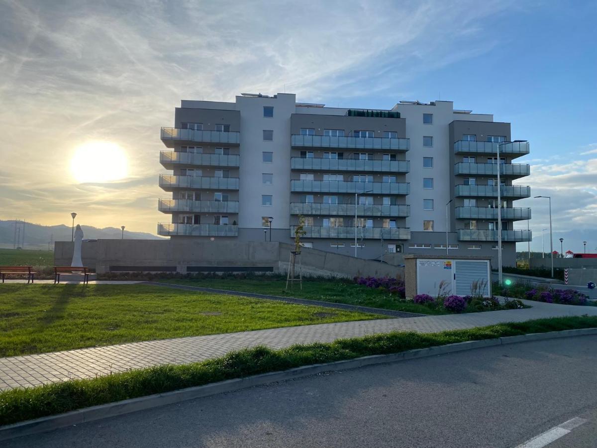 Moderny Apartman S Vyhladom Na Vysoke Tatry 포프라트 외부 사진